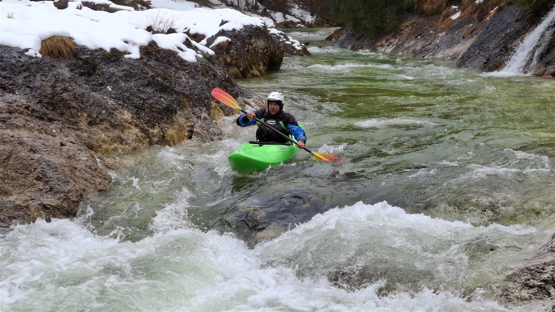 Kajak, Fluss Mitterweißenbach, Abschnitt Mitterweißenbach im oberen Teil 