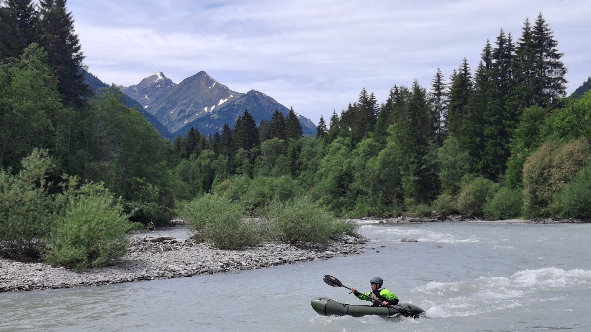 Kajak, Fluss Lech, Abschnitt Bach - Häselgehr bei Elbigenalp 
