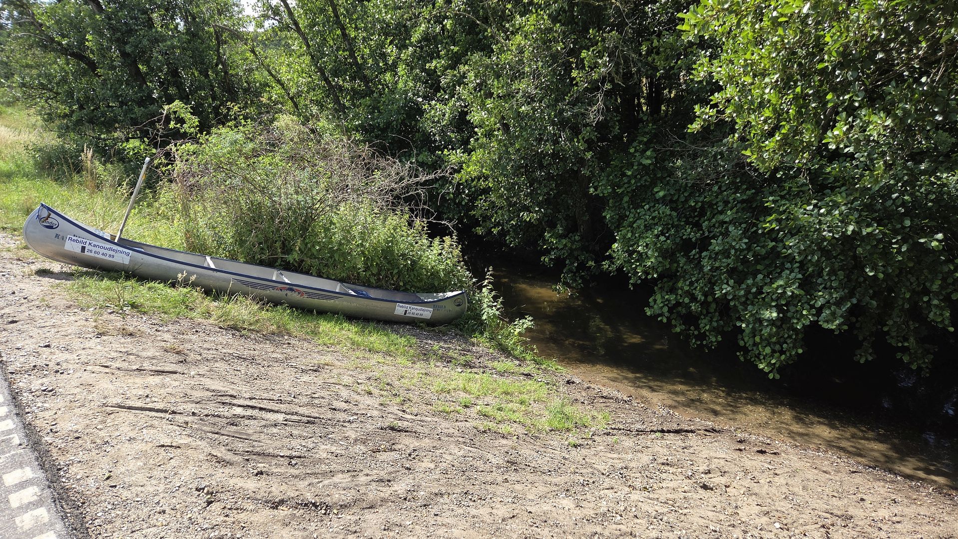 Kajak, Fluss Lindenborg Å, Abschnitt Rebild - Støvring der Einstieg 