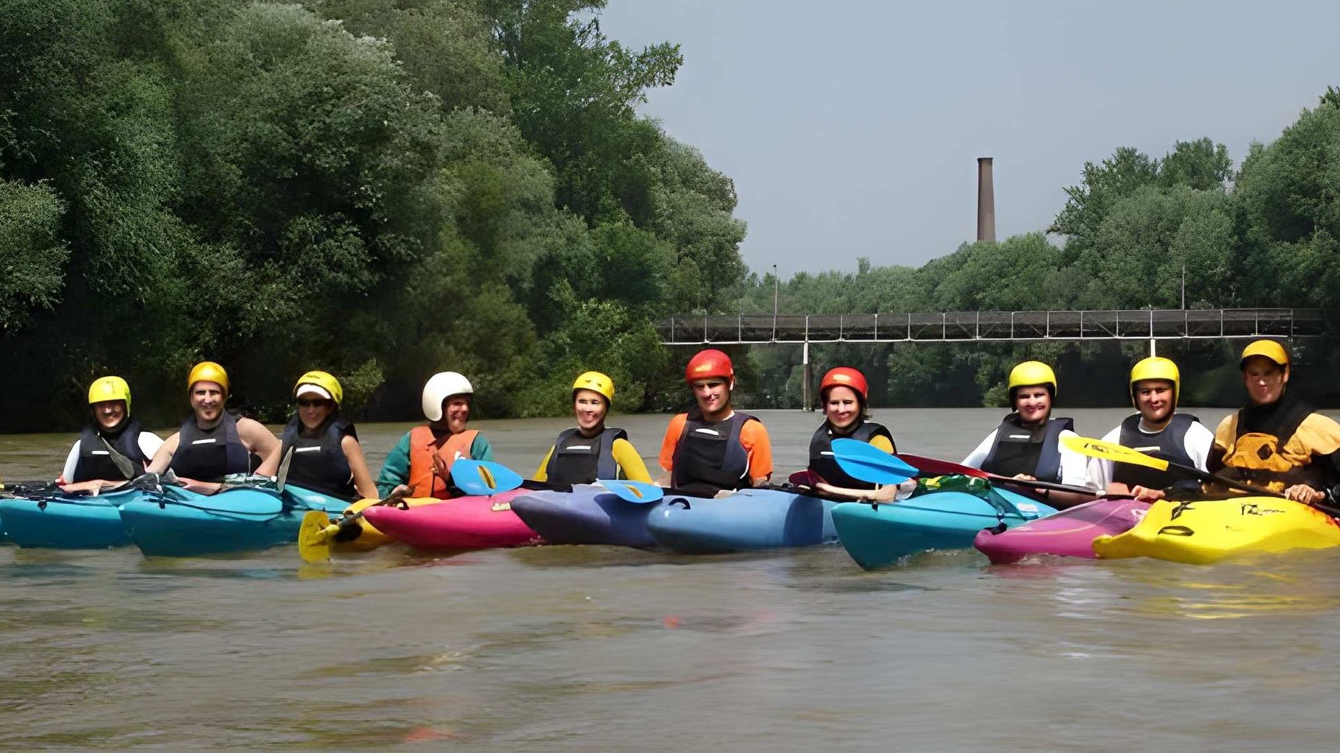 © Christoph H. 11.6.06 Kajak, Fluss Mur, Abschnitt KC Graz - Kalsdorf Gruppenfoto