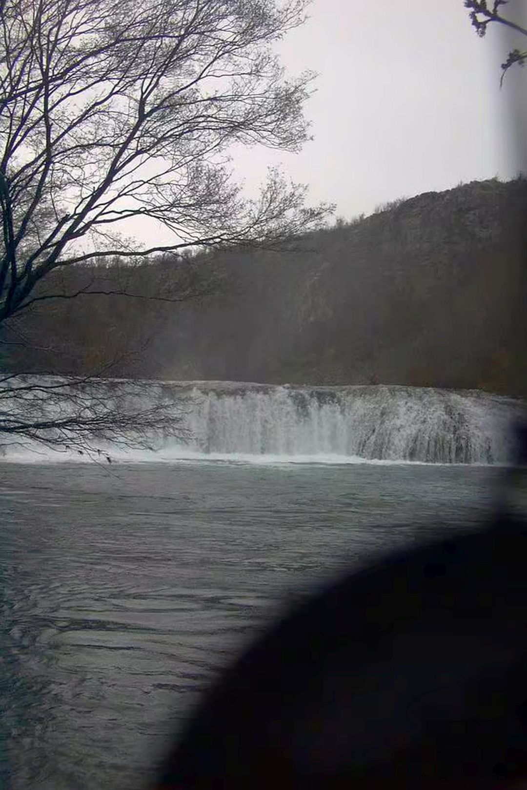 Kajak, Fluss Krupa, Abschnitt Manastir Krupa -  Berberi a. d. Zrmanja 4m Stufe oberhalb des Krupa-Klosters 