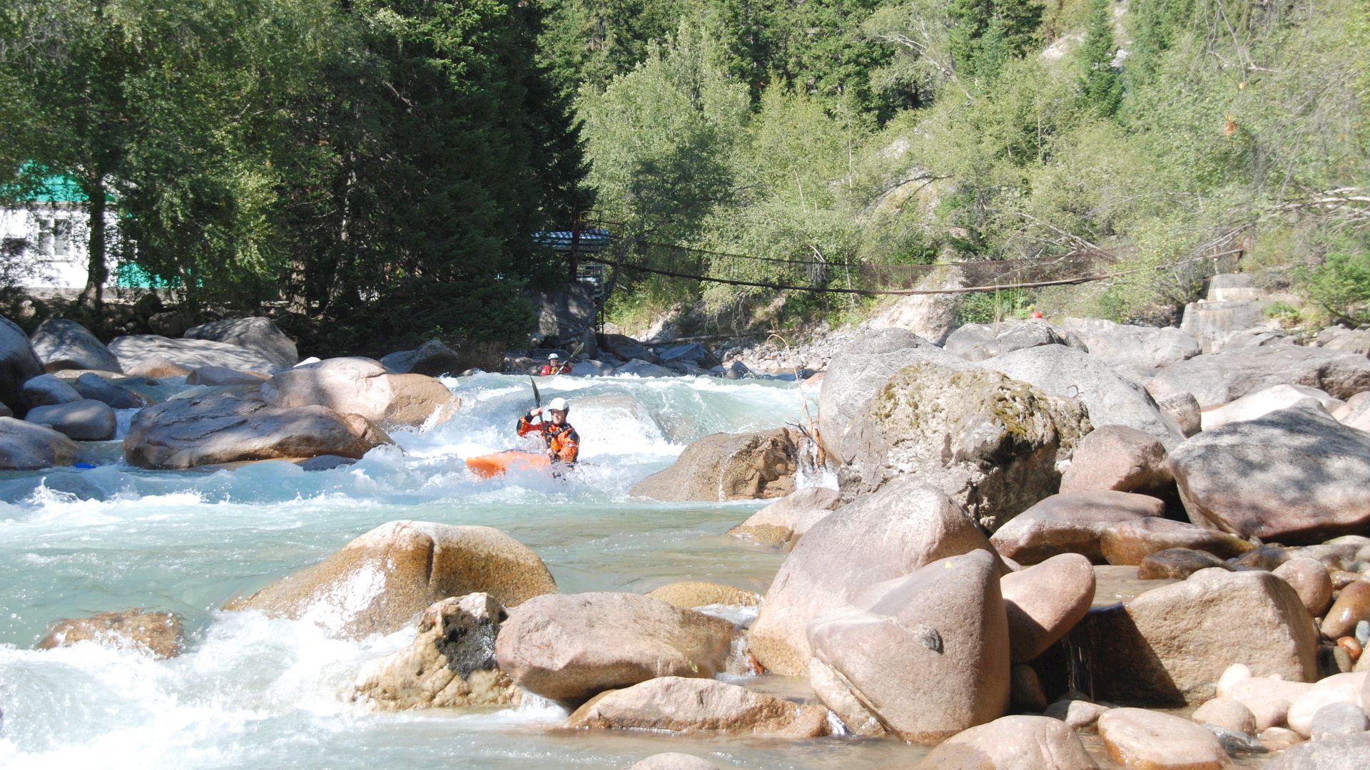 Kajak, Fluss Chychkan, Abschnitt Oberer Abschnitt erste Stufen nach etwa 1km 